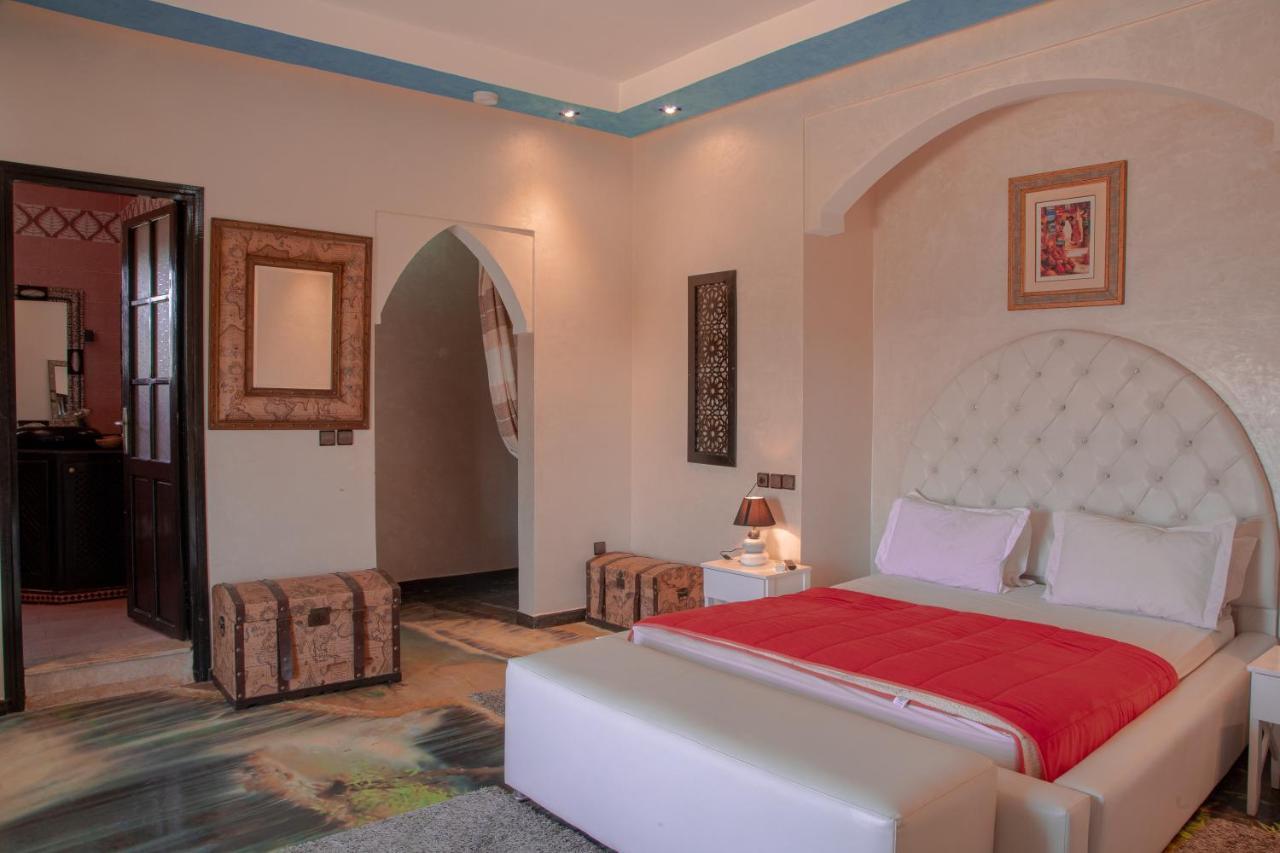 Jnanat Aicha Guesthouse Wawizelte Exteriör bild
