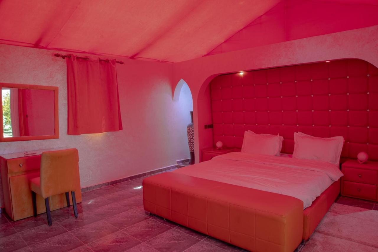 Jnanat Aicha Guesthouse Wawizelte Exteriör bild