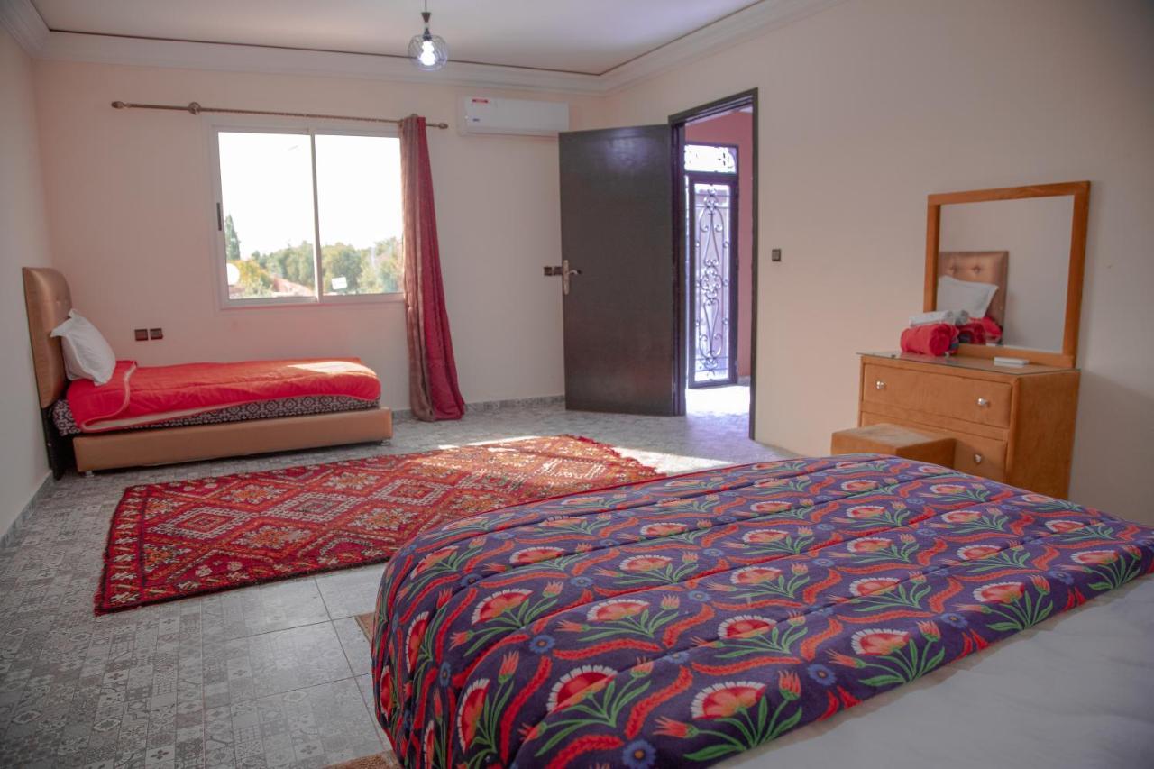 Jnanat Aicha Guesthouse Wawizelte Exteriör bild