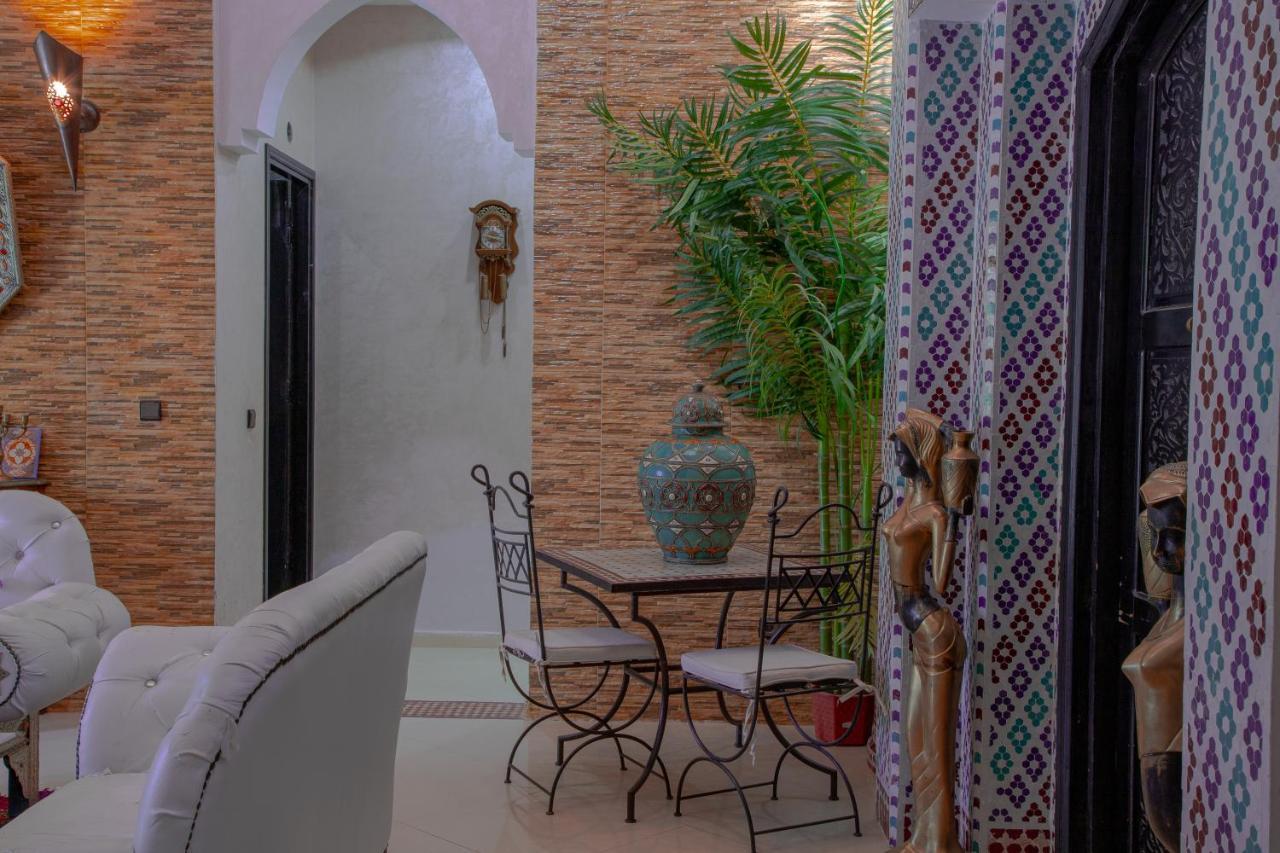 Jnanat Aicha Guesthouse Wawizelte Exteriör bild