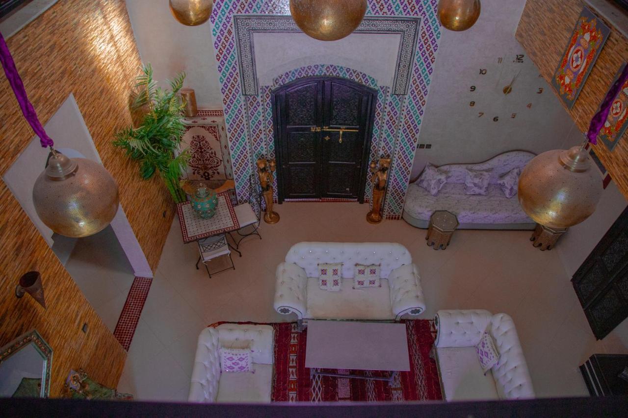 Jnanat Aicha Guesthouse Wawizelte Exteriör bild